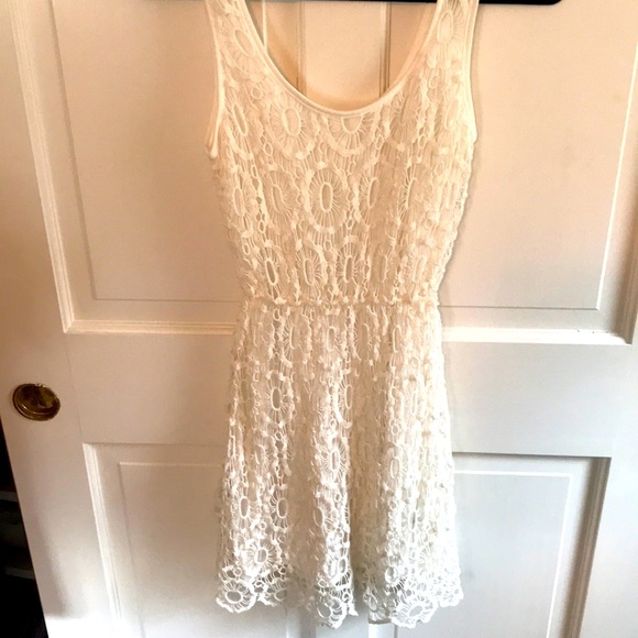 White lacey Lauren Conrad casual A-line dress - Picture 1 of 6